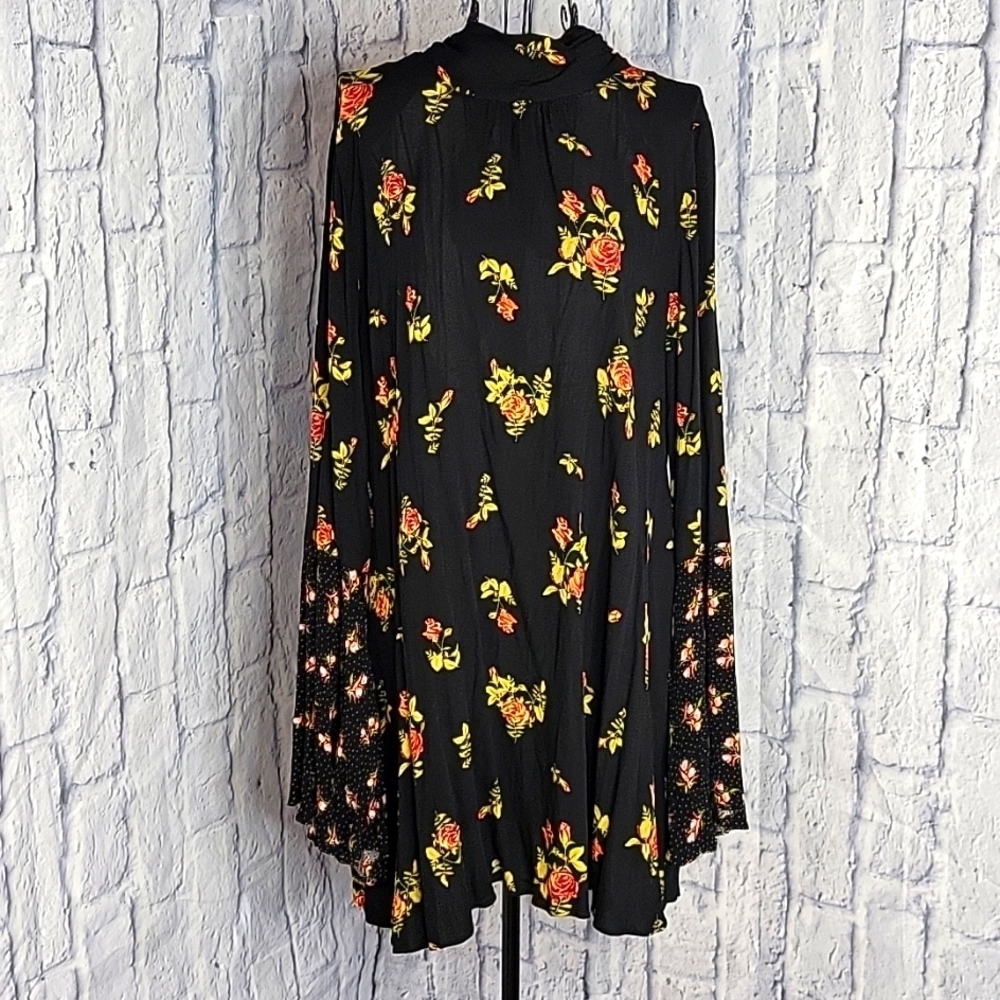 FREE PEOPLE Floral Long Sleeve Dress Medium‎